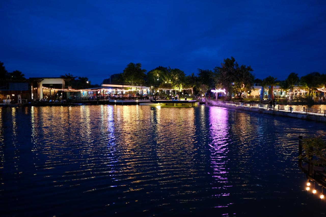Отель Inlaya Ratchaburi Экстерьер фото